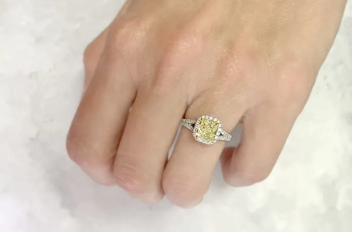 Albert Hern Rings Ring Platinum GIA Fancy Yellow Diamond Pave Split Shank